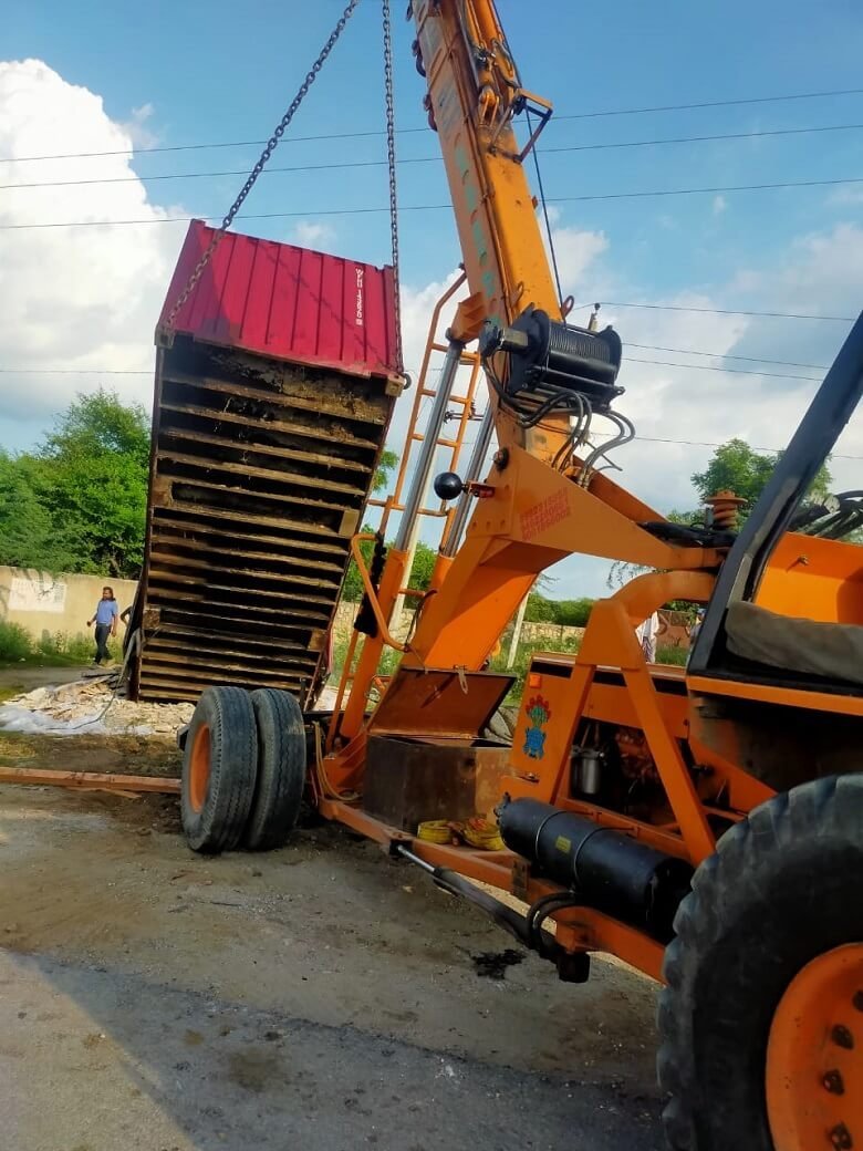 Crane service