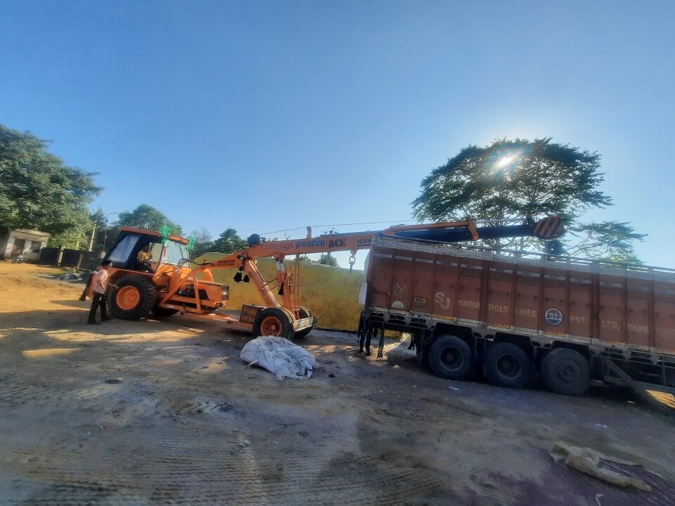 Crane on hire in udaipur